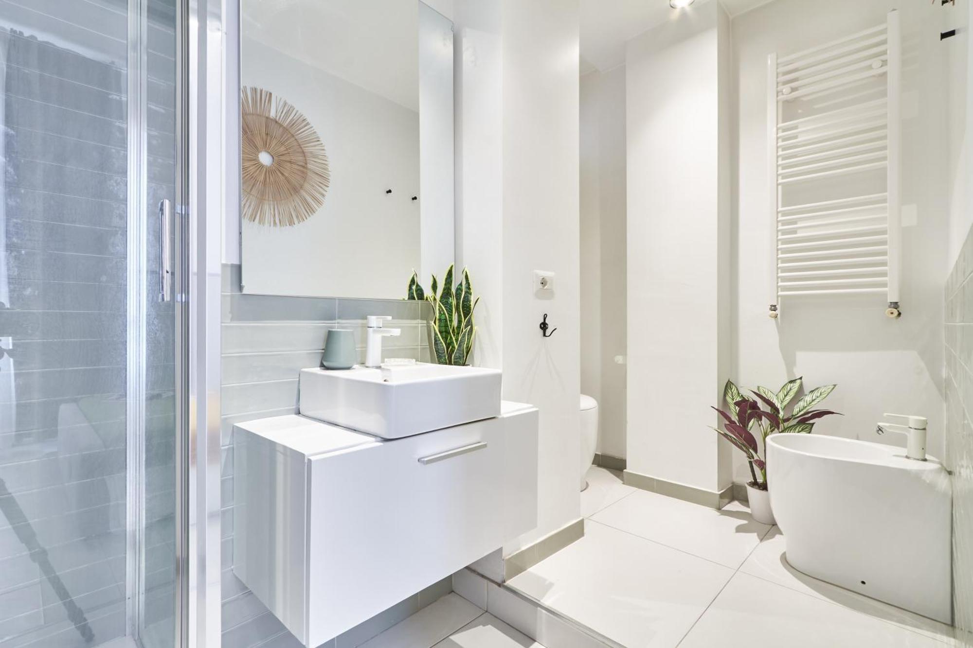 Elegante Appartamento Minimal Dai Tocchi Botanici Mailand Exterior foto